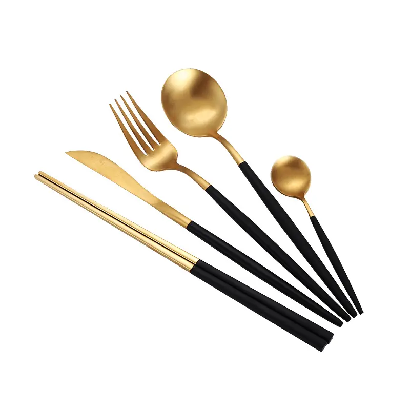 مجموعة أدوات المائدة الفولاذية المقاومة للصدأ الذهبية للاستيك والشوكة والسكين 5 قطع مطلية وملمعة عيدان الطعام