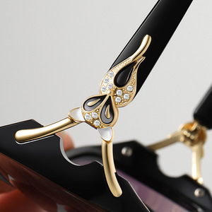 <span class=keywords><strong>Gafas</strong></span> <span class=keywords><strong>de</strong></span> <span class=keywords><strong>Sol</strong></span> <span class=keywords><strong>de</strong></span> cabeza <span class=keywords><strong>de</strong></span> zorro unisex, <span class=keywords><strong>gafas</strong></span> <span class=keywords><strong>de</strong></span> <span class=keywords><strong>sol</strong></span> polarizadas ligeras multifuncionales clásicas UV400, Material <span class=keywords><strong>de</strong></span> marco <span class=keywords><strong>de</strong></span> PC - Product Image 3