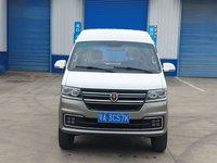 Bus d'occasion Jinbei New Haise S 1.5L Fortune 7 places, climatisation centrale, spacieux pour le transport de passagers sur les marchés asiatiques et africains, modèle 2023