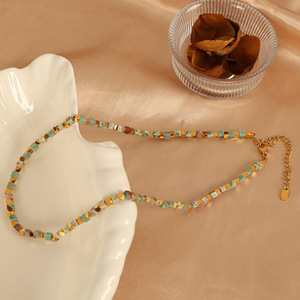 Collier de perles turquoise et or, chaîne géométrique, chaîne de clavicule, bijoux de mode - Product Image 3