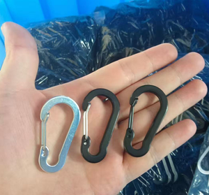 Mosquetón <span class=keywords><strong>Pequeño</strong></span> Ovalado Plano de Aluminio Anodizado Negro de 4cm 5cm con Forma de Calabaza y Cierre de Resorte - Product Image 2