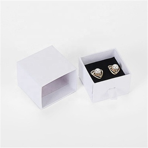 Caja de embalaje de regalo de papel blanco de lujo, cajón deslizante, caja de joyería <span class=keywords><strong>para</strong></span> anillo, pendiente, collar, pulsera, cuentas - Product Image 4