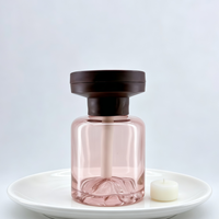 Diffuseur d'huiles essentielles de luxe 120 ml en verre ambré transparent avec fond unique et bouchon en bois pour voiture et maison