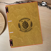 Protège-menus en bois de noyer Panda Hospitality, format A4, avec logo sculpté, reliure agrafée, feuilles interchangeables imprimées