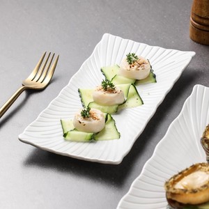 Assiette de service rectangulaire longue en porcelaine blanche pure, moderne, simple et haut de gamme, pour sushi, style occidental, usage commercial - Product Image 1
