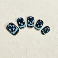Faux ongles courts Halloween à motifs de dessins animés, fantôme bleu, citrouille et feu lumineux, 24 pièces, amovibles et à presser (personnalisables)