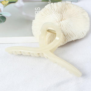 Pinza <span class=keywords><strong>de</strong></span> Pelo <span class=keywords><strong>de</strong></span> Lujo para Mujer, Clip para el Cabello Trasero <span class=keywords><strong>de</strong></span> la Cabeza, Pinza <span class=keywords><strong>de</strong></span> Garra <span class=keywords><strong>de</strong></span> 13CM, Accesorio Sencillo y Elegante para Fijar Moños y Colas <span class=keywords><strong>de</strong></span> <span class=keywords><strong>Caballo</strong></span>, Ideal para Fiestas - Product Image 6