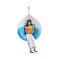 Mobilier d'intérieur d'extérieur design coloré personnalisé à la mode Mobilier de parc Balcon Patio Balançoire Panier en rotin Fauteuil suspendu avec support