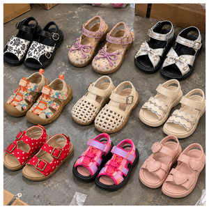 Lots en gros d'articles divers, sandales pour enfants, chaussures en stock, chaussures pour bébé garçon 1 an, livraison aléatoire, chaussures pour nouveau-né de haute qualité - Product Image 4