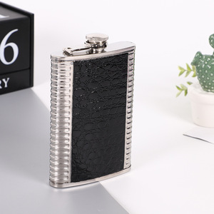 Nuova Fiaschetta in Acciaio Inox Rivestita in Pelle da 9 oz, Bottiglia Portatile per Vino, Set Regalo per Uomo, per Liquori - Product Image 4