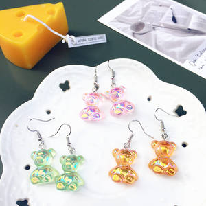 Nuevo diseño creativo de alta calidad niñas Mini resina gomoso gota pendientes joyería lindo colorido Oso de dibujos animados Clips en pendientes - Product Image 3