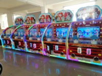 Machine de jeu d'arcade vidéo de tir au pistolet à eau de 32 pouces, à monnayeur, divertissante pour tous les âges, pour parcs d'attractions et centres de divertissement familial (FEC)