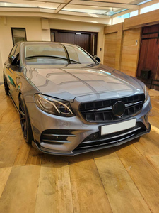 Becquet avant de voiture de Sport W213, 1 pièce, accessoire en Fiber de carbone pour <span class=keywords><strong>Mercedes</strong></span> Benz <span class=keywords><strong>E300</strong></span> E350 E450 E43 <span class=keywords><strong>AMG</strong></span> 2017 — 2019 - Product Image 2