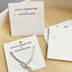 Tarjeta de papel <span class=keywords><strong>para</strong></span> exhibición de joyería, Collar personalizado, soporte <span class=keywords><strong>para</strong></span> pendientes, embalaje de perforación, tarjetas de papel, Impresión de marca <span class=keywords><strong>para</strong></span> negocios - Product Image 4