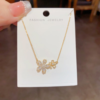 Collares de Cobre Chapados en Oro de 14K para Mujer, Delicados, Antideslustre, con Colgantes de Flor, Lazo y Corazón, Venta al Por Mayor