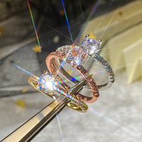 Madonna Ensemble de bagues de mariage et de fiançailles en or 14 carats et 18 carats 0.5 diamants de laboratoire pour femmes