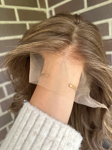 Peluca Judía con Frente de Encaje HD y Forro de Seda, <span class=keywords><strong>Cabello</strong></span> Europeo con Ondas Suaves, Color Rubio <span class=keywords><strong>Cenizo</strong></span> con Reflejos, para <span class=keywords><strong>Cabello</strong></span> Grueso - Product Image 5