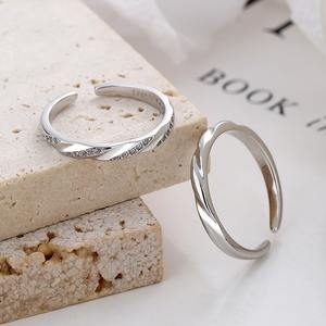 Su Geçirmez 925 Ayar Gümüş Altın/Gümüş Kaplama Mobius Zirkonyum Nişan Çift Yüzük Setleri Sevgililer İçin Düğün Sözü - Product Image 2