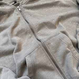 Yingling <b>Hoodie</b> Custom Zipped Cropped Blank 500 Gsm <b>Hoodie</b> Manufacturer Cotton Pullover Heavyweight Zip up Rhinestone <b>Hoodie</b> <b>Men</b> - Product Image 4