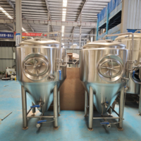 Micro-brasserie : Cuves de brassage 500L, Vases de fermentation de bière, Pompe à moteur, Commande manuelle pour usage domestique, usines de fabrication, hôtels