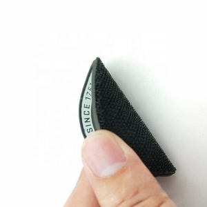 Debossed Logo Mềm PVC Cao Su Nhãn Các Bản Vá Lỗi Quần Áo Quần Jean Có Thể Tháo Rời Tự Dính Silicone Sửa Chữa Vá Hook & Vòng Lặp - Product Image 6