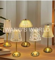 Lampe de bureau LED en métal, best-seller transfrontalier, design moderne, blanc chaud, commande tactile, chargement USB, batterie incluse