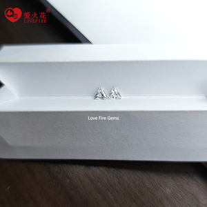 Tuyệt vời 5A chất lượng tam giác góc cắt mặt <span class=keywords><strong>Cubic</strong></span> <span class=keywords><strong>Zirconia</strong></span> 3*3 mét đến 8*8 mét màu trắng tổng hợp lỏng đá quý trong Cổ Phiếu - Product Image 4