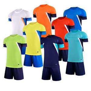 Uniformes de Fútbol Personalizados al por Mayor de Fábrica, Paquetes de Uniformes de Manga Corta para Adultos, Transpirables, de Secado Rápido, 100% Poliéster - Product Image 2