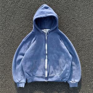 Sweat à capuche zippé épais style streetwear, effet délavé soleil, coupe oversize à épaules tombantes, court et carré, en tissu lourd, uni, délavé à l'acide - Product Image 1