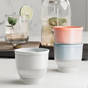 Moule à glaçons sphériques en silicone pour whisky et cocktails, outils de bar à domicile, options de couleurs blanc, rose, bleu - Product Image 2