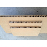 Emballage en rouleau de papier nid d'abeille en carton duplex biodégradable et recyclable pour la protection des palettes de boissons