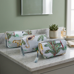 Juego de Bolsas Cosméticas Ecológicas de Algodón Acolchado Gris Estilo Safari Chic con Cierre y Estampado de Puntos - Product Image 4