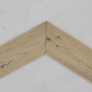 Piso de Madera Real de <span class=keywords><strong>Roble</strong></span> Blanco Resistente al Agua Apolloxy, Acabado Liso con Protección UV, Grado ABC, Diseño Chevron de 60 Grados - Product Image 4