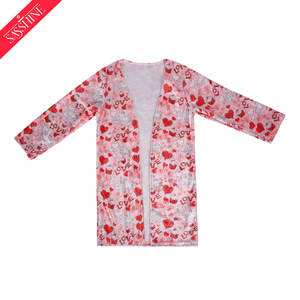 Venta al por mayor de otoño casual de impresión niñas Día de San Valentín cárdigan largo abrigo - Product Image 4
