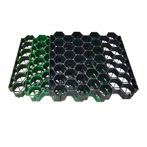 Grille de pavage en plastique nid d'abeille en <span class=keywords><strong>béton</strong></span> HDPE de 38 mm, 48 mm, 68 mm pour l'aménagement paysager, les parkings, les routes, les allées - Product Image 1