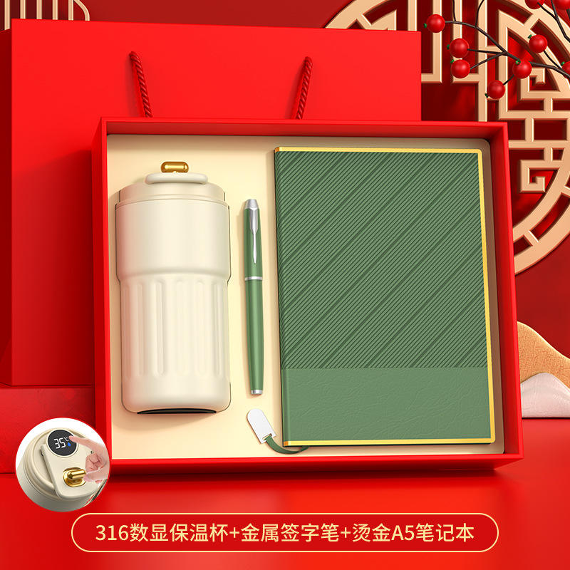 ปากกาแก้วกาแฟสีเขียวพร้อมกล่องของขวัญฟอยล์สีทอง