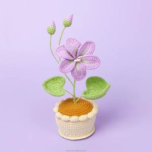 Maceta de hilo de ganchillo Xuefeier hecha a mano con diseño de flor, ideal para plantas en maceta, regalo perfecto para las fiestas. - Product Image 4