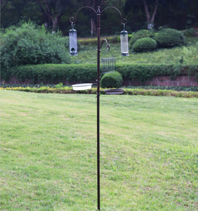 Estação De Alimentação Do Pássaro Do Metal Do Armazenamento De Alimentos Multi-gancho Alimentador De Pássaros com Suporte De Pólo Kit De Suspensão Não-automático - Product Image 2