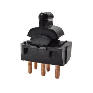 สวิตช์ควบคุมกระจกรถยนต์เชฟโรเลต NT-P-2141-A 12V แบบแมนนวล พร้อมแรงล็อคในตัว สำหรับรุ่นปี 1984-1989 - Product Image 2