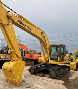 Excavatrice sur chenilles hydraulique d'occasion Komatsu PC220-8 avec moteur et pompe, poids opérationnel de 20 000 kg, origine Japon - Product Image 2