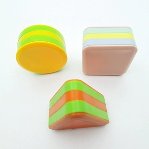 Vente en gros de boîtes à secousses en plastique à formes géométriques, à rayures, carrées, rondes, triangulaires, jouet de percussion, instrument Orff - Product Image 3