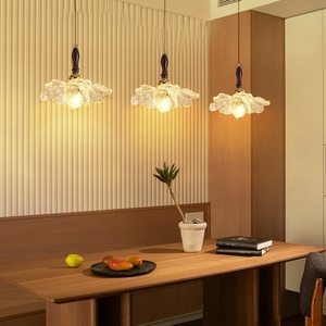 Lampada a Sospensione Retrò Francese di Alta Gamma con Petali, Lampadario LED in Ferro e Resina <span class=keywords><strong>per</strong></span> Corridoio, Balcone, Scale, Guardaroba, Ingresso - Product Image 3