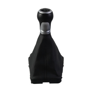 Poignée de levier de vitesses Audi en cuir noir, transmission manuelle, design ergonomique - Product Image 4