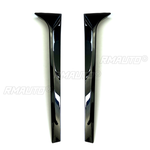สปอยเลอร์ข้างกระจกหลังรถยนต์สีดำเงา 2 ชิ้น สำหรับ Volkswagen Skoda Octavia Estate ปี 2014-2019 อุปกรณ์ตกแต่งรถยนต์ - Product Image 1