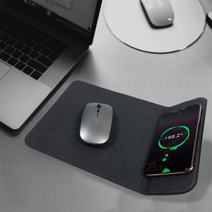 <span class=keywords><strong>Tapis</strong></span> <span class=keywords><strong>de</strong></span> <span class=keywords><strong>souris</strong></span> <span class=keywords><strong>avec</strong></span> chargeur sans fil Qi 15W, support <span class=keywords><strong>de</strong></span> téléphone et <span class=keywords><strong>port</strong></span> <span class=keywords><strong>USB</strong></span> – Gadgets <span class=keywords><strong>de</strong></span> bureau électroniques - Product Image 4