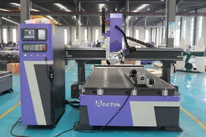 Acctek Machine Houtbewerking 180 Graden Schommelkop 3d 4 As Multi Spindels Cnc Router Met Roterende