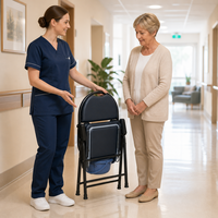 Chaise de toilette portable pliable avec dossier, poignée de transport, accoudoirs et seau amovible – Facile à déplacer, idéale pour la maison ou les maisons de retraite