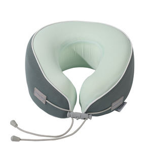 Oreiller de voyage en forme de U pour le cou, en mousse à mémoire de forme rafraîchissante, en polyester, pour la sieste au bureau et l'utilisation en avion, vert avocat - Product Image 1