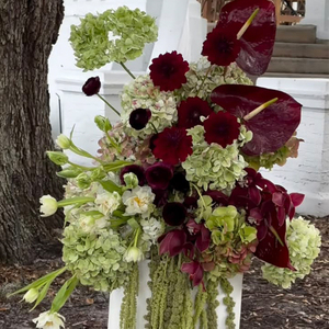 Ortensie Artificiali di Alta Qualità con Accenti Bordeaux per Decorazioni Matrimoniali, Composizioni per Sfondi, Sfere Floreali Artificiali - Product Image 5
