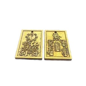 Pendentif porte-clés en laiton massif, motif Montagne Fantôme et Montagne Tonnerre, orné de cinabre et de Bagua, ornement taoïste en cuivre - Product Image 5